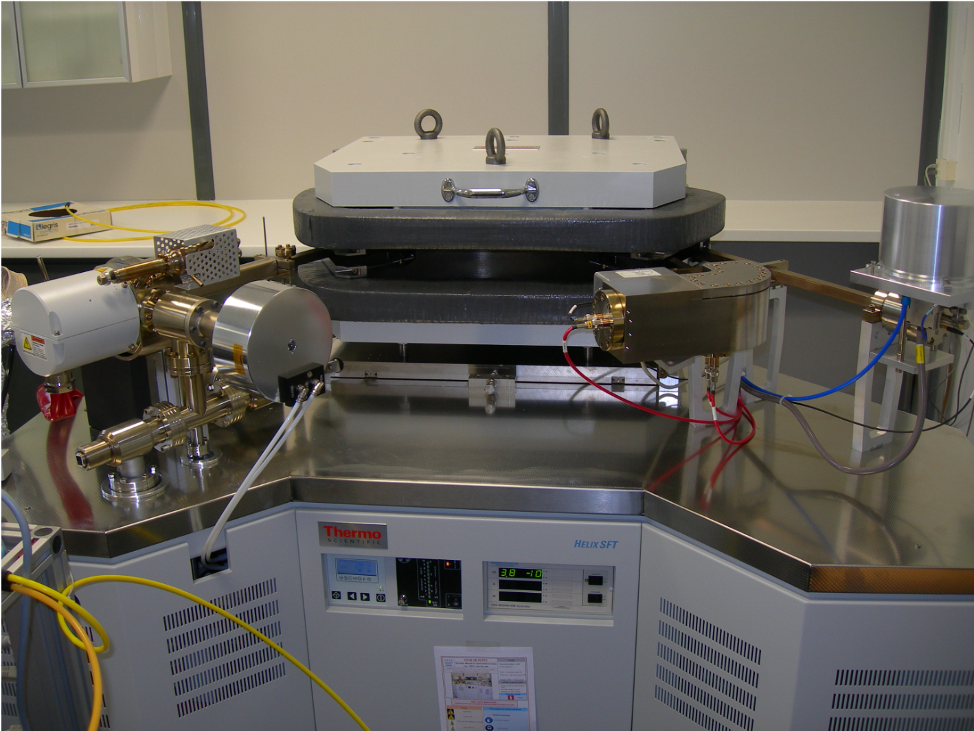 TA 2.10: Mass spectrometer SFT